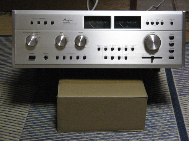 5accuphase.jpg