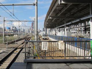 11番線の東京寄りも同様に柵が設置されている。