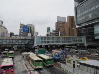 東口駅前ロータリー上空に完成した渋谷駅～渋谷ヒカリエ連絡通路