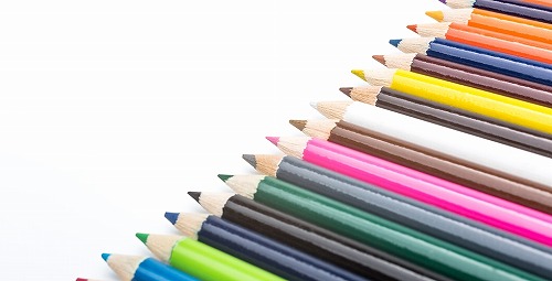 彩り　カラー　色鉛筆